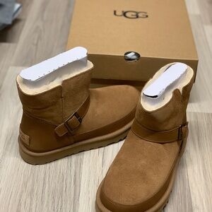 NWT UGG Australia Authentic Women Classic Mini Bellina Belted Boot 1174512 Size7